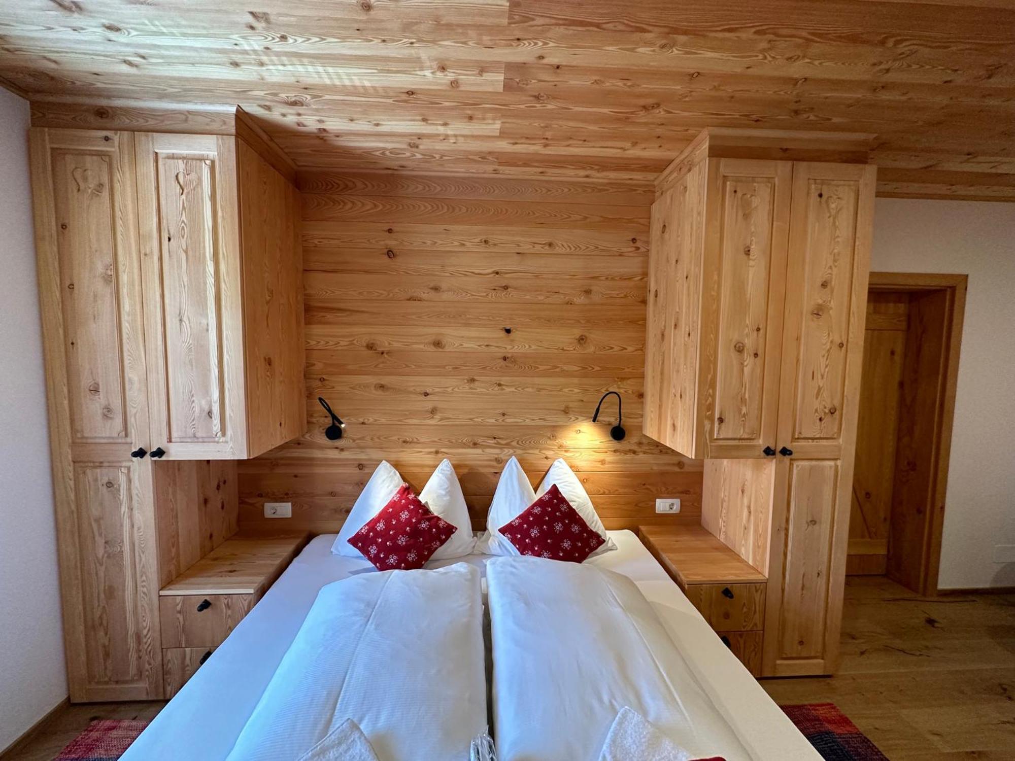 Hotel Surc Краньска Гора Экстерьер фото