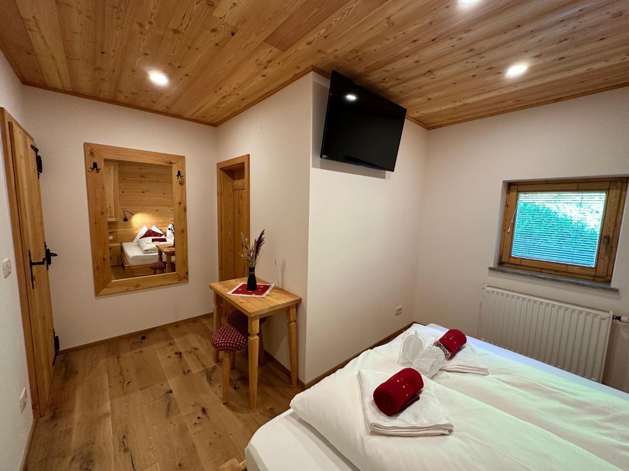 Hotel Surc Краньска Гора Экстерьер фото