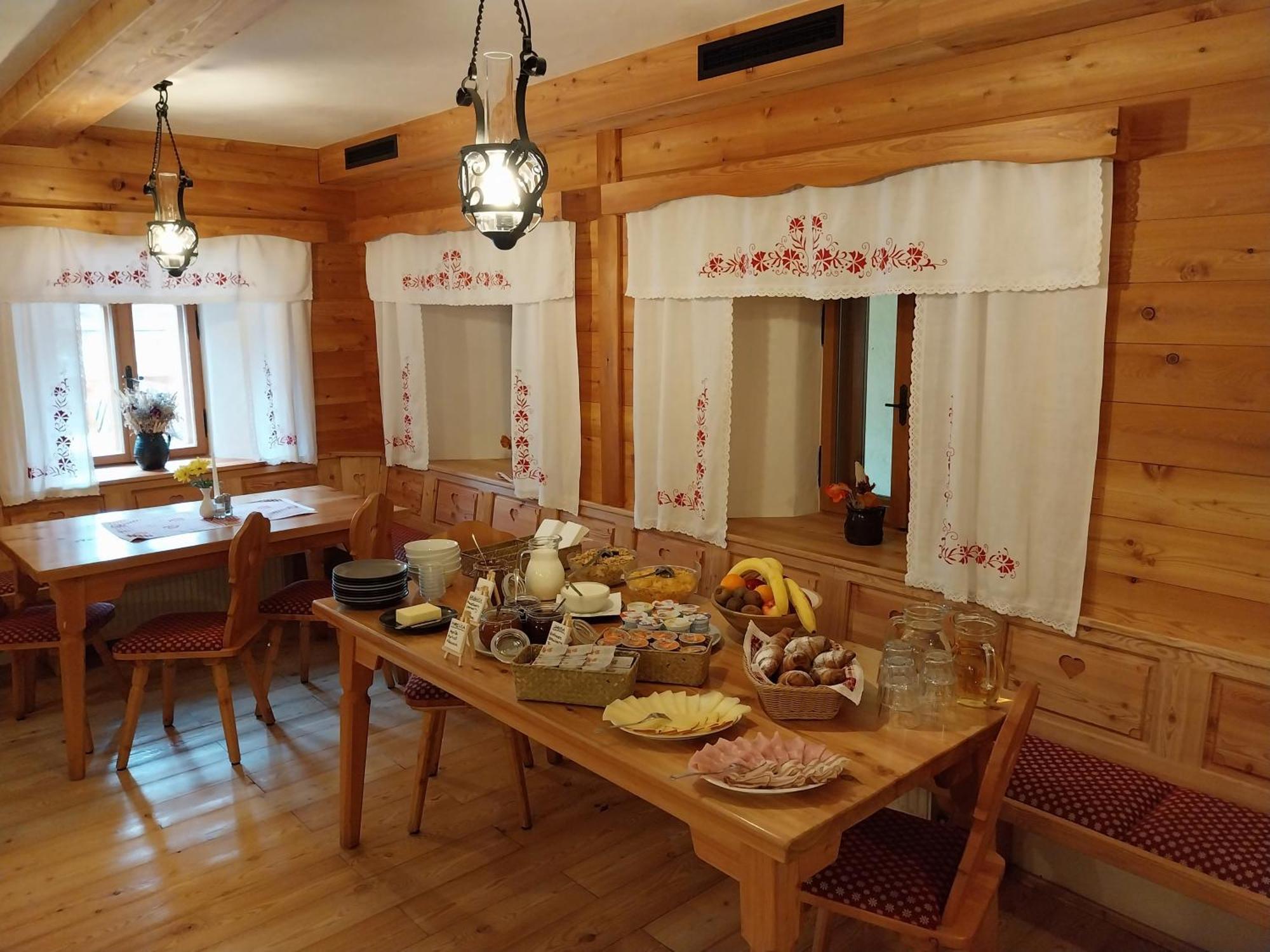 Hotel Surc Краньска Гора Экстерьер фото