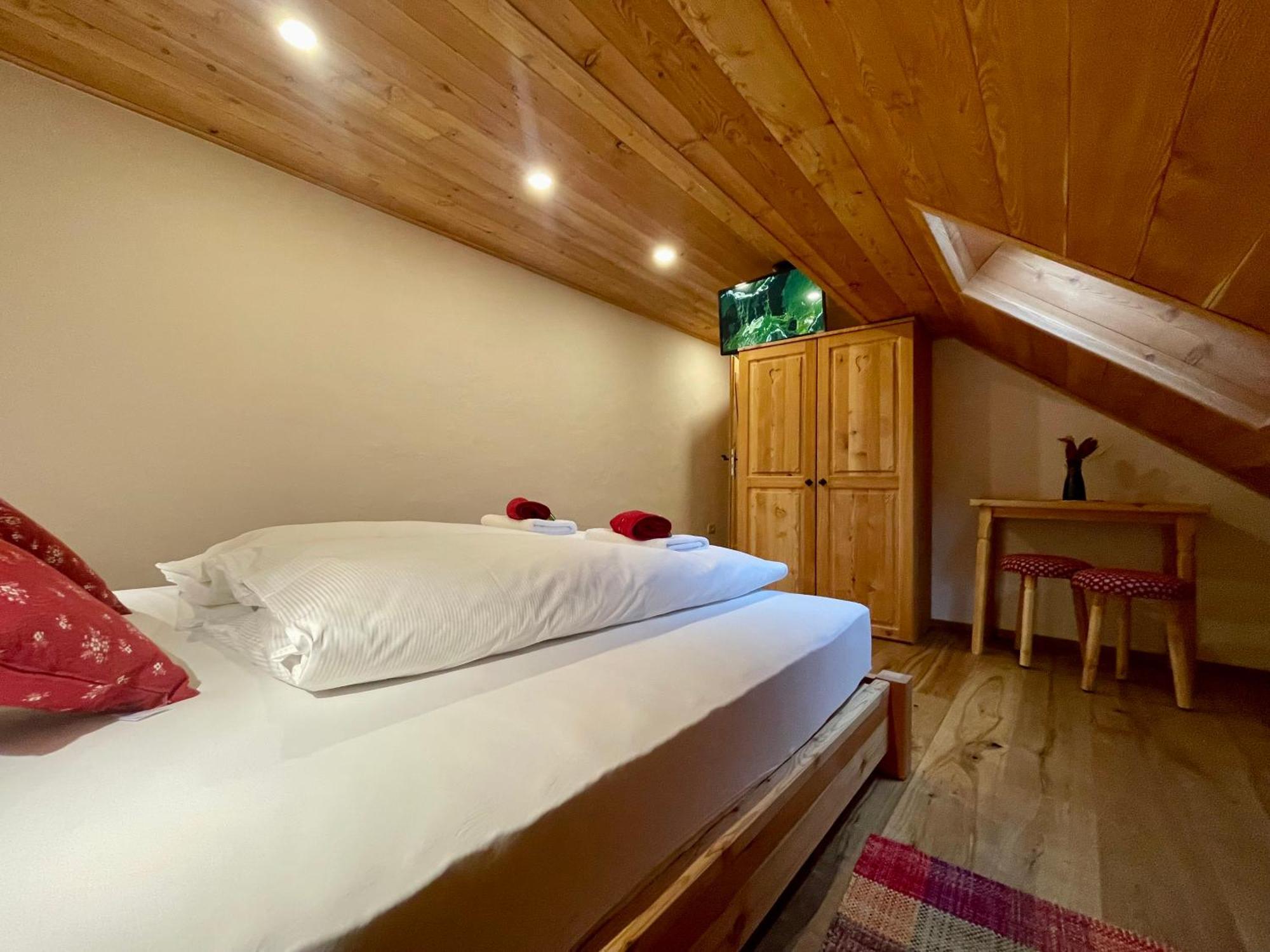 Hotel Surc Краньска Гора Экстерьер фото