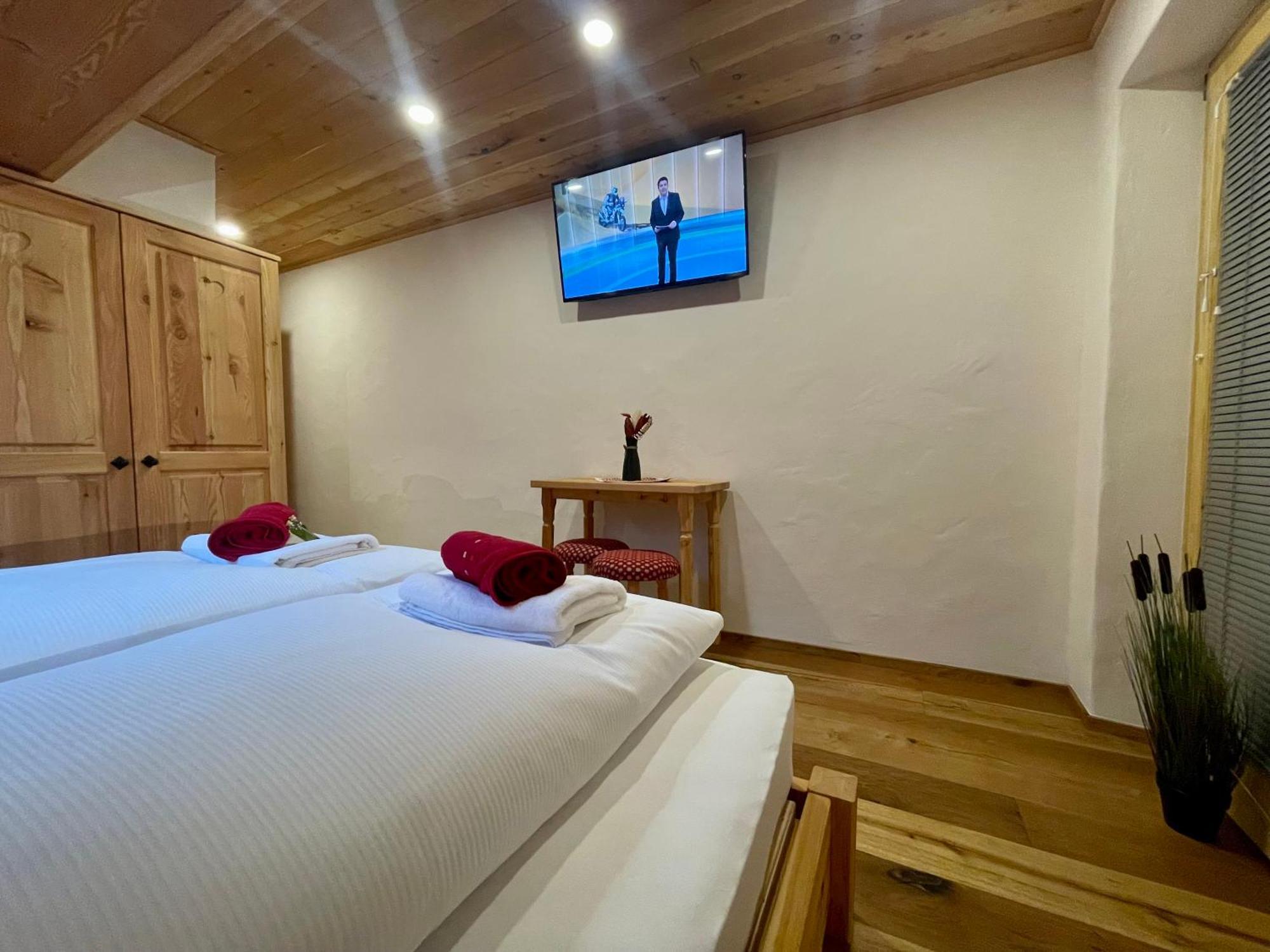 Hotel Surc Краньска Гора Экстерьер фото